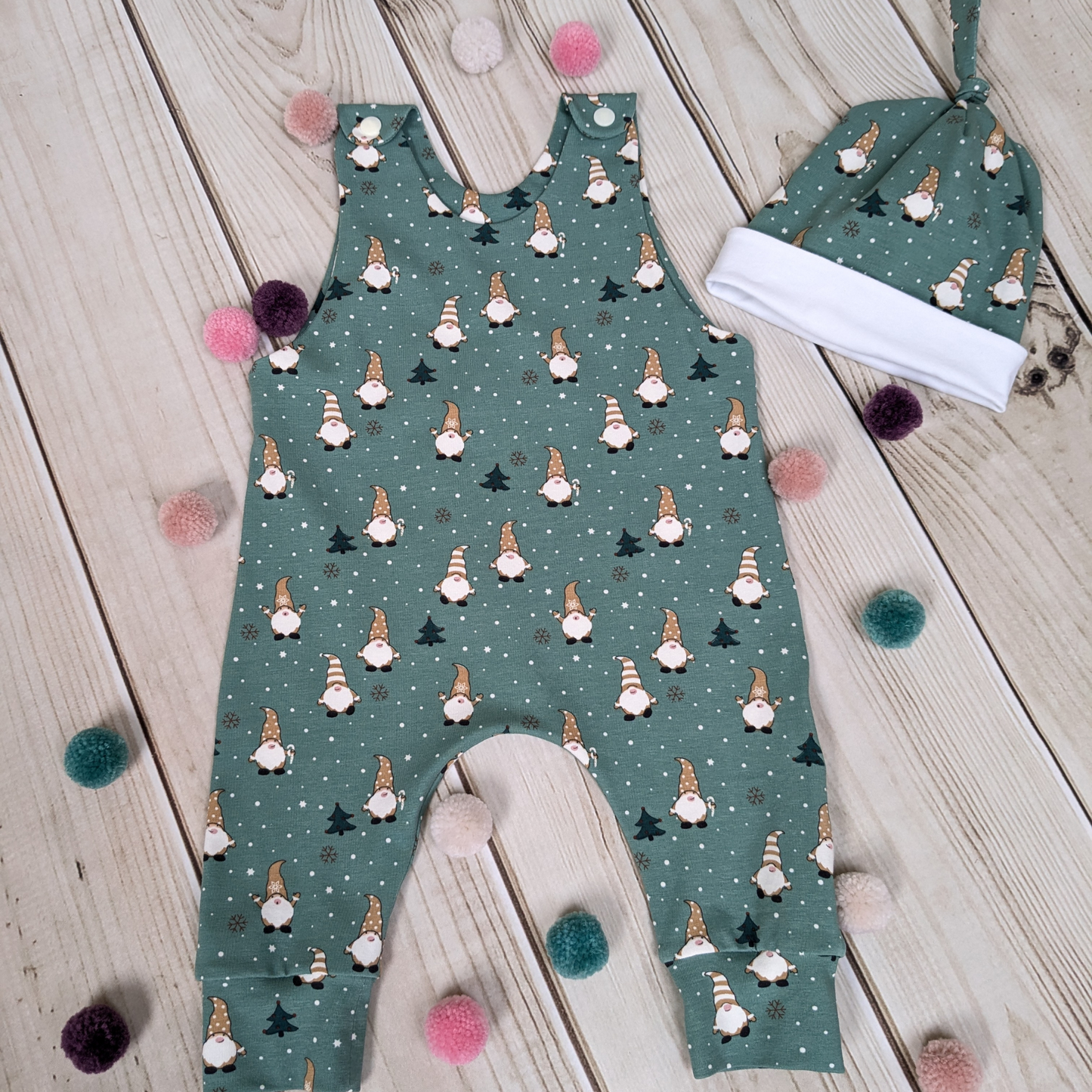 Flatlay-Green-Christmas-Gonks-Romper-Hat-Gift-Set