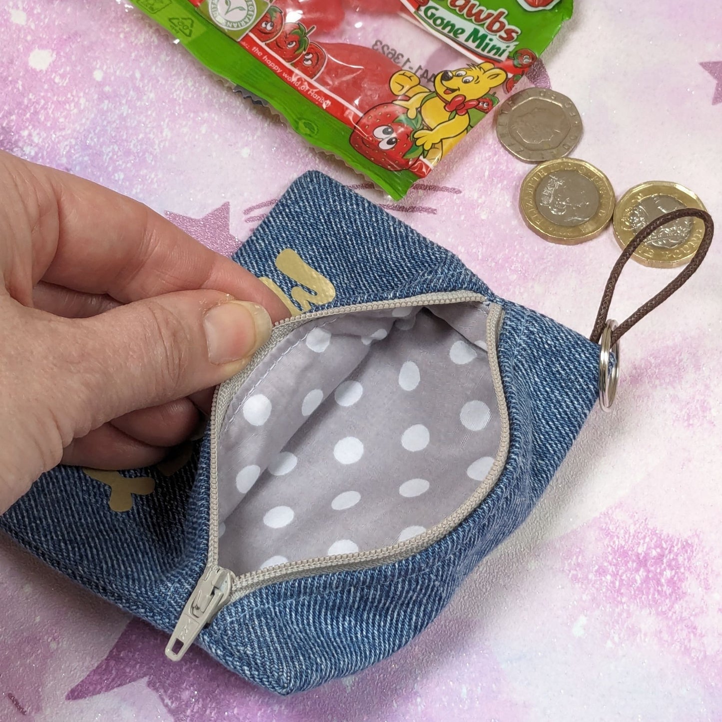 Upcycled-Jeans-Purse-Close-up-inside